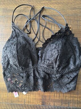 NWT PINK Victoria's Secret Black Lace Bralette with Crisscross Straps